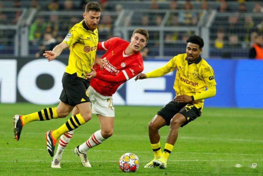 德甲:多特蒙德对战美因茨,意甲:比萨对阵AC米兰,比分预测足球赛事分析